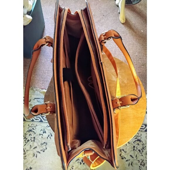 Large Brown Faux Leather Tote Bag With Dual Straps & Adjustable Shoulder Strap - Picture 8 of 10